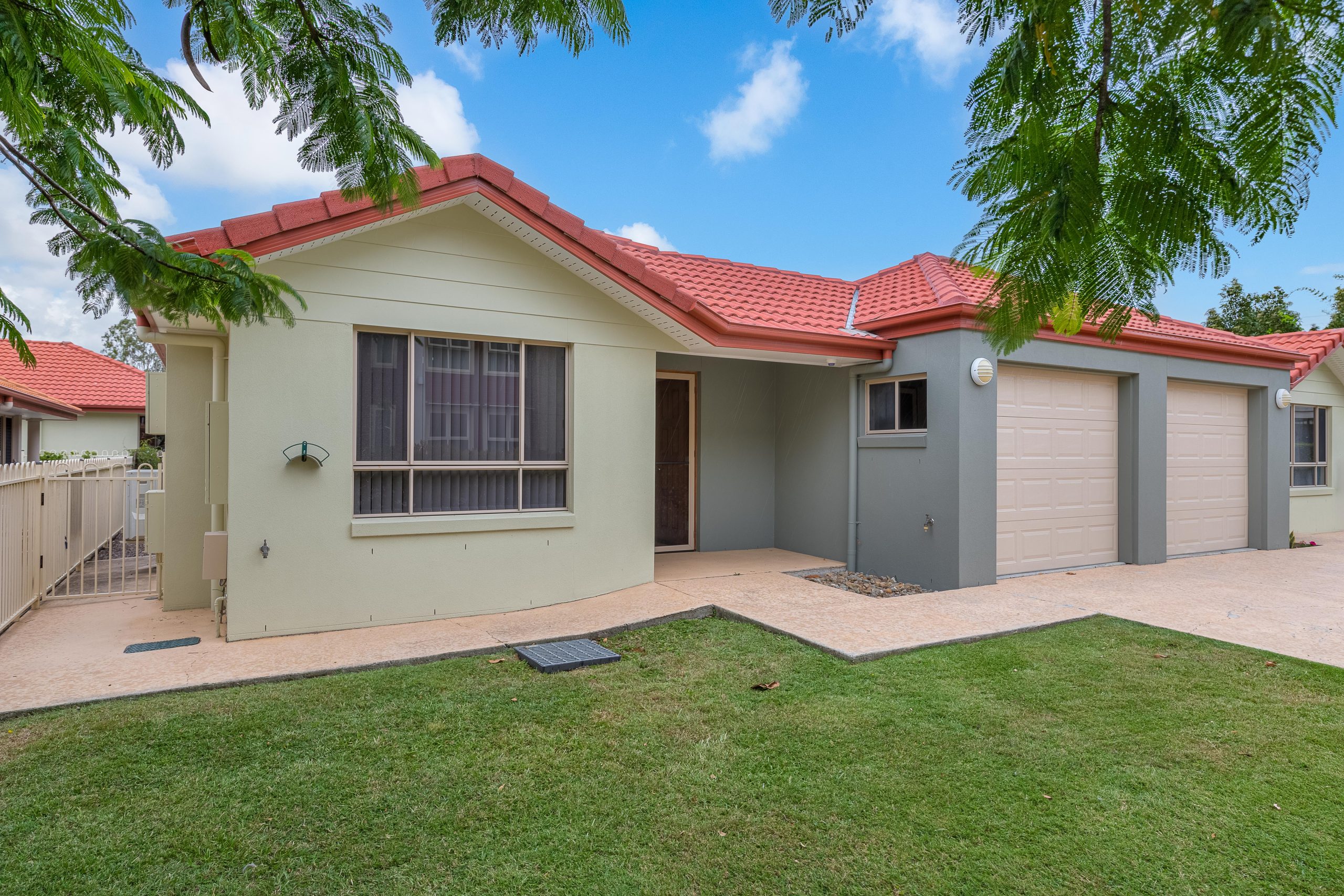 Villa 53B - front area