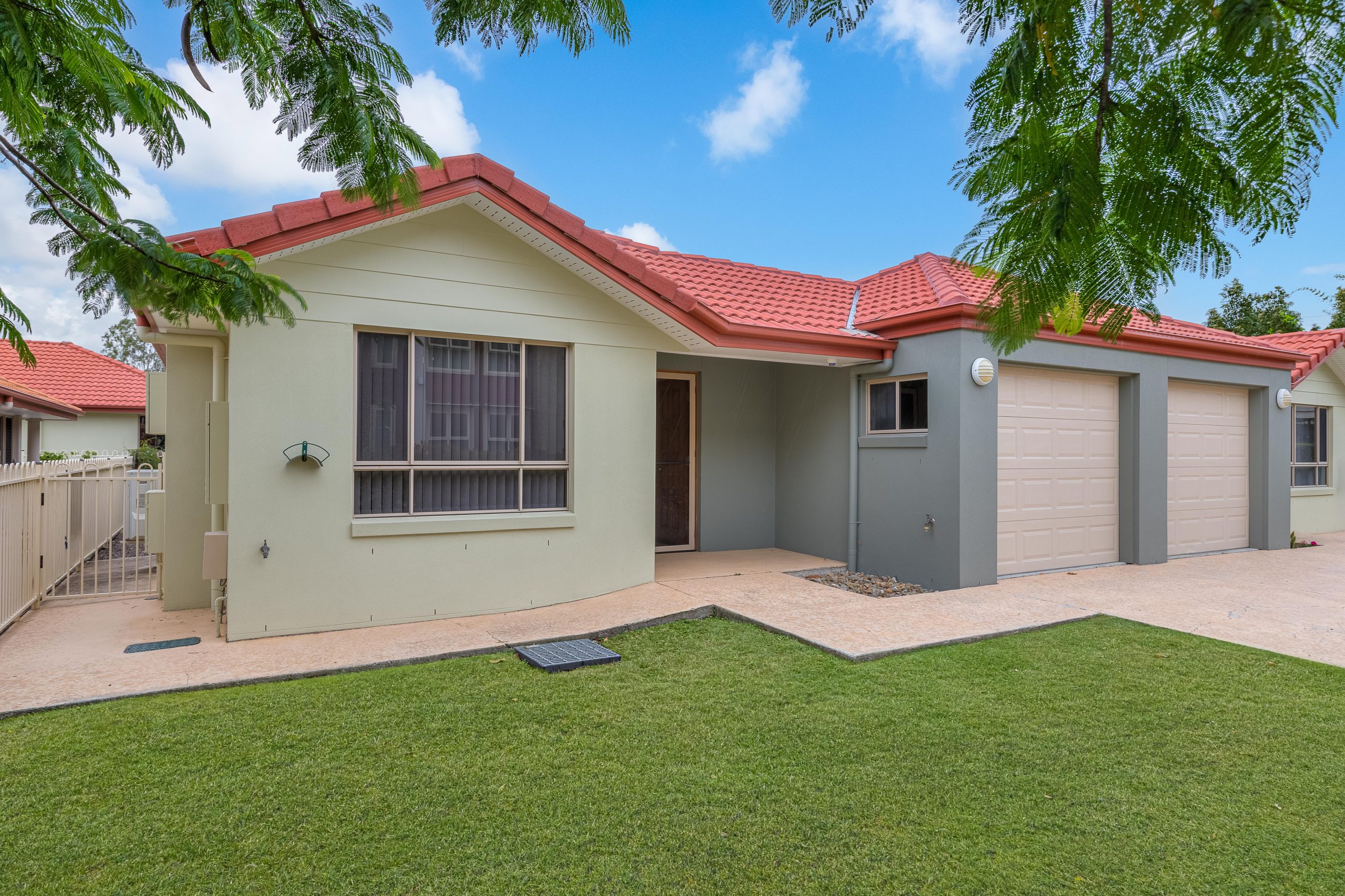 Villa 53B - front area