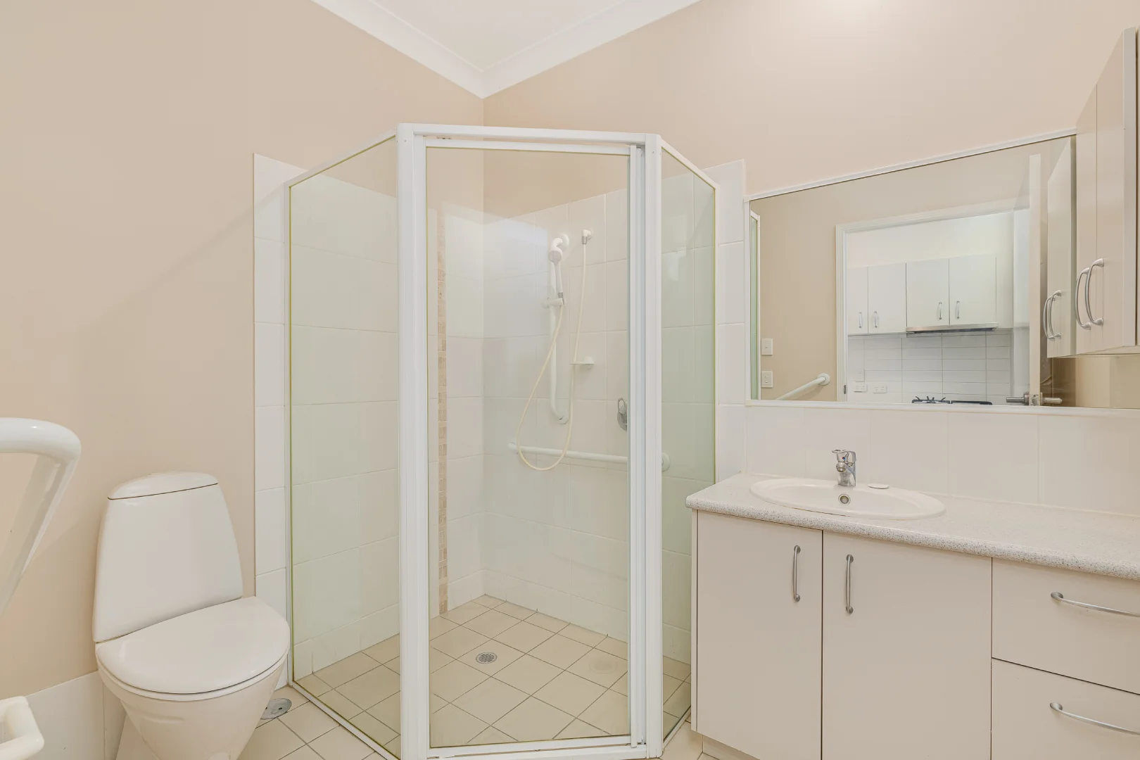 apartment_225-image-2
